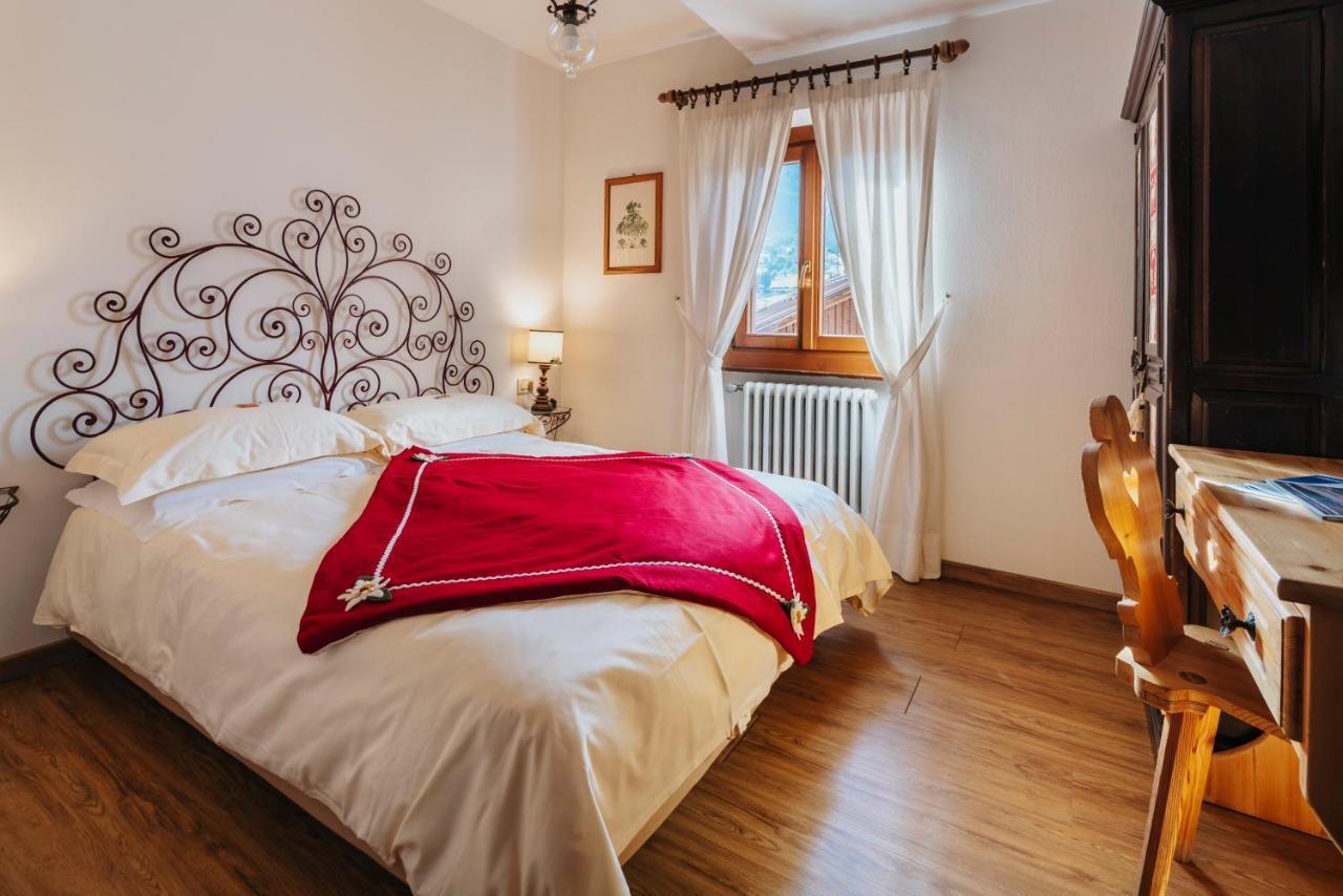 Hotel Panda Cortina- Ricarica Auto Elettriche Кортина-д'Ампеццо Экстерьер фото